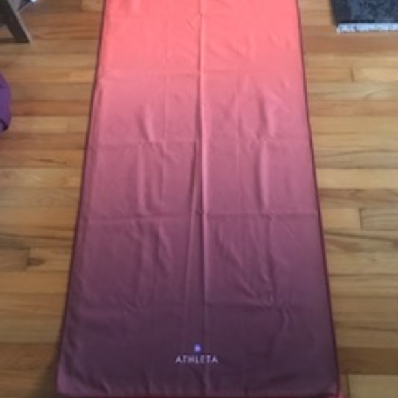 athleta yoga towel
